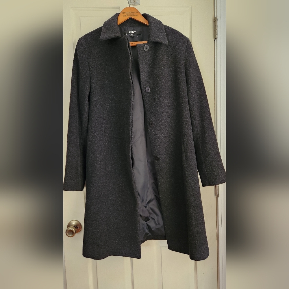 DKNY Elegant Black Coat